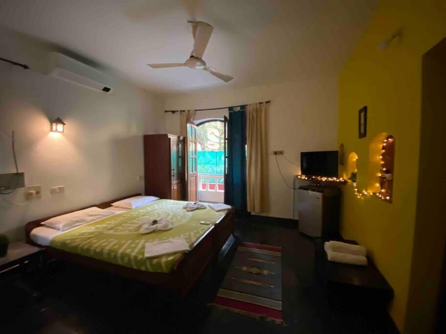 Room By The Beach - Calangute Exteriör bild